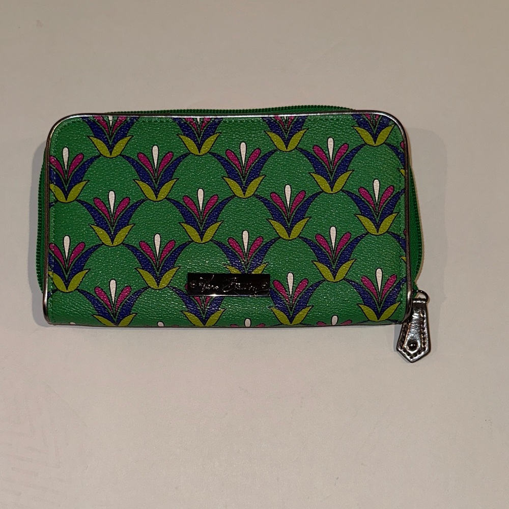 Vera Bradley Emerald Diamond Green Paisley-print zip-around wallet